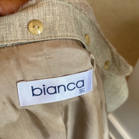 Bianca Blazer - Picture 7 of 11